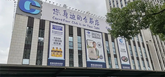 ��Ա��Ⱥ����¹�����ָ��׵���ʽ�¡�ս����