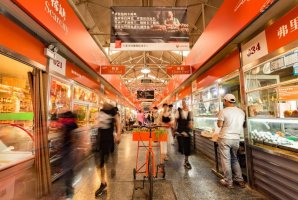 沦陷的三源里菜市场