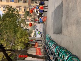 苏宁别样“逆行”:我给被隔离小区送包裹