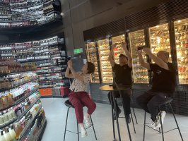 雅斯武汉首店盛大开业:开启江城卖场“美”时代