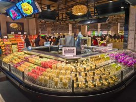 �����ֶ�����˹ϵ�б���������˹���µ꿪ҵ���ն��������4000ƽ����320��