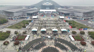 新和盛美食闪耀良之隆,三大产品系列引爆全场