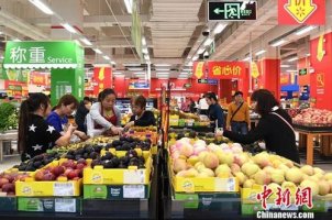 快递过度包装严重 发改委将研究调整限塑令