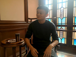 马云:和赵薇真不熟 有阿里被攻击的确凿证据