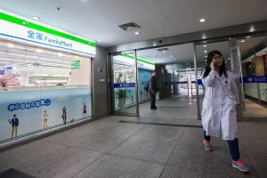 把便利店开到县城去 全家等外资便利店能行吗?