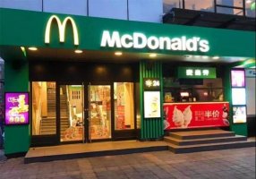 学肯德基 麦当劳也要变绿了?