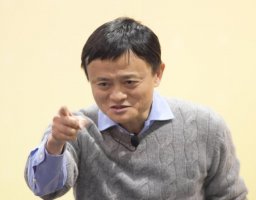 阿里又一次完成权力交接 马云找到了能挥舞利剑的继承者