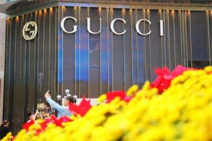 继Burberry后 GUCCI也宣布与腾讯合作