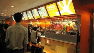香港餐饮业太难了,大快活半年纯利下滑43%