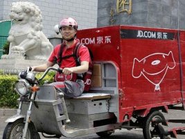被迫蜕变的京东