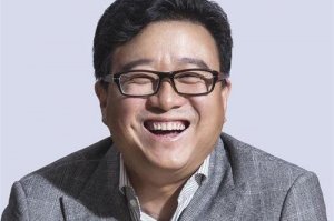 丁磊发布致股东信:网易正在准备赴港二次上市