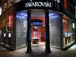 施华洛世奇将裁员6000人 并关闭3000家门店