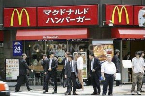 麦当劳日本知名CEO将接力棒交给副手
