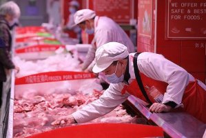 济南大润发变着花样卖发臭隔夜肉