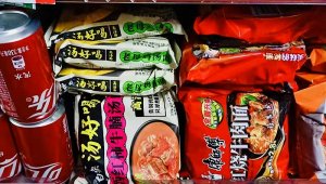 白象方便面靠情怀能否解决模式之困?