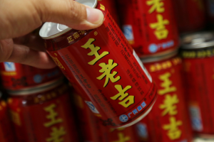 王老吉困在品牌授权里